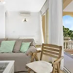Villa Cor - *